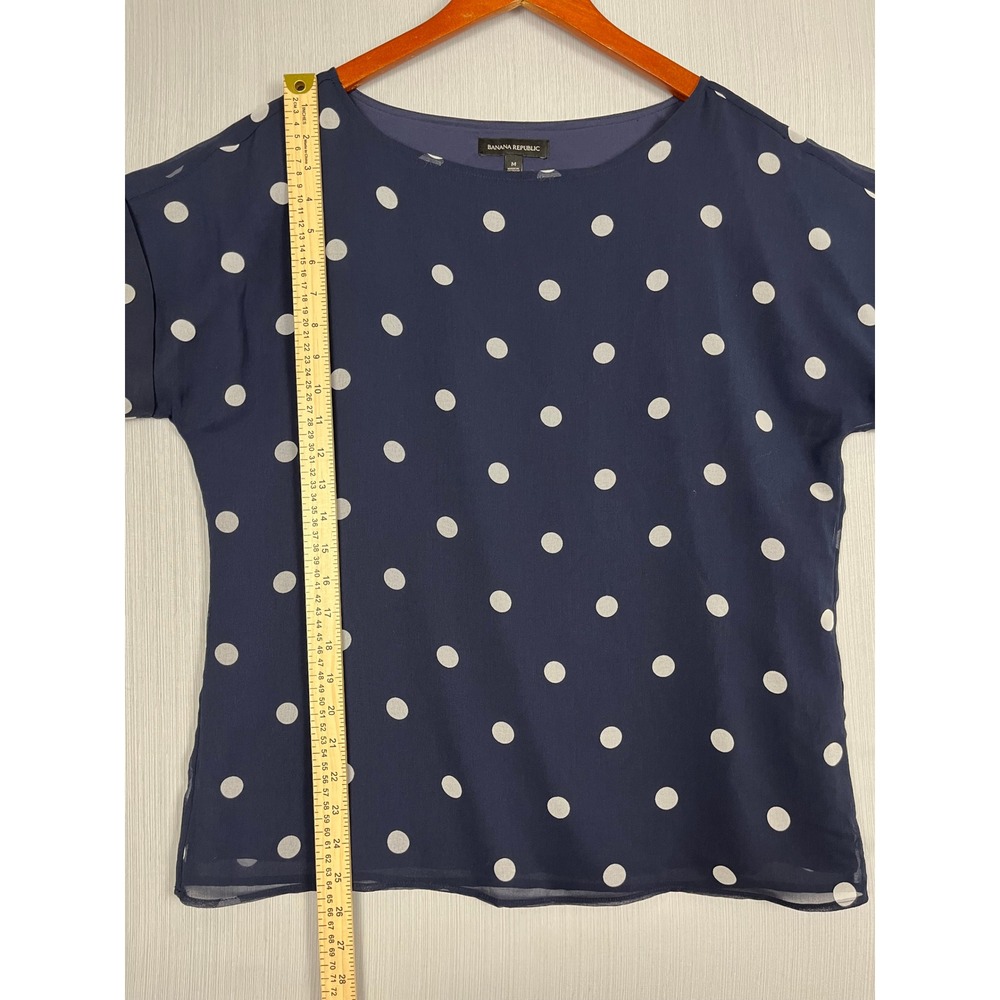 Banana Republic Polka Dot Blouse Womens M Navy Short Sleeve Chiffon Office - Picture 7 of 7